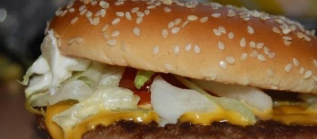 Molho Big Mac em leilão, por uma boa causa Molho Big Mac em leilão, por uma boa causa