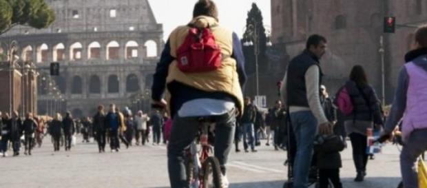 Blocco auto Roma: domenica 22 febbraio 2015 Blocco auto Roma: domenica 22 febbraio 2015
