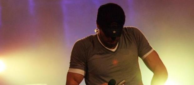 Enrique Iglesias está imparable. Enrique Iglesias está imparable.