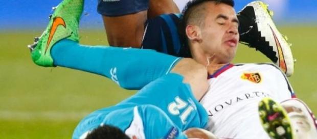 O empate fora beneficia o FC Porto. O empate fora beneficia o FC Porto.