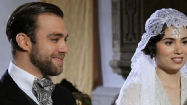 Aurora e Fernando all'altare