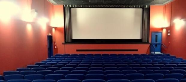 Le cinéma, vu sous un autre angle. Le cinéma, vu sous un autre angle.