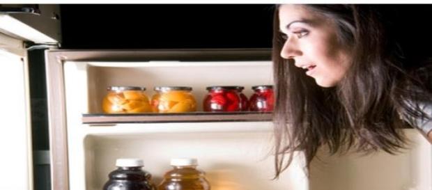 Alimente ce trebuie evitate inainte de culcare Alimente ce trebuie evitate inainte de culcare
