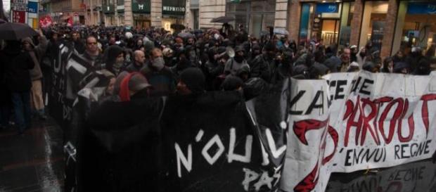 La foule de manifestants toulousains La foule de manifestants toulousains