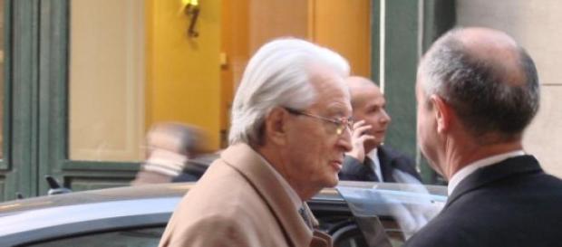Roland Dumas, au coeur d'une polémique. Roland Dumas, au coeur d'une polémique.