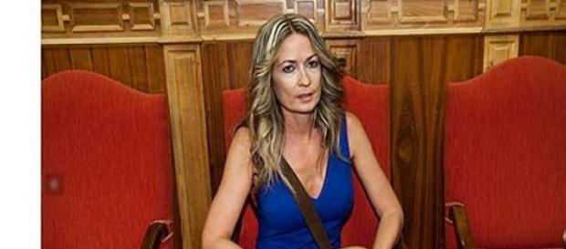 La ex-concursante volvió a entrar a la casa de GH. La ex-concursante volvió a entrar a la casa de GH.