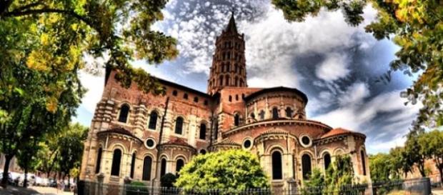 La place Saint-Sernin a été évacuée. La place Saint-Sernin a été évacuée.