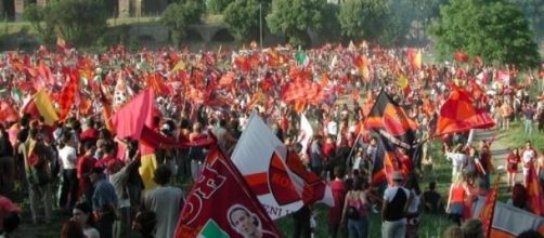 Corteo di tifosi romanisti