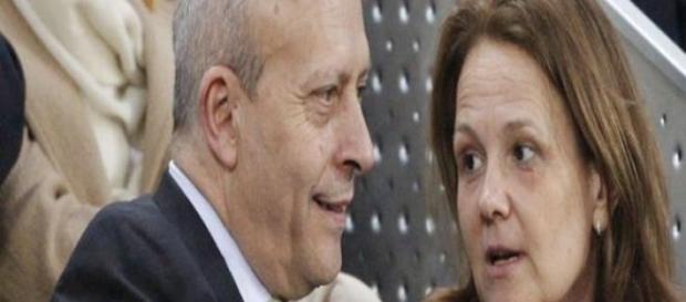 El Ministro y la Secretaria de Educación El Ministro y la Secretaria de Educación