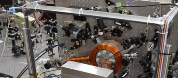 Supera en precisión a los relojes atómicos Supera en precisión a los relojes atómicos