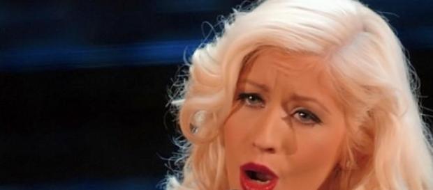 Christina Aguilera es, sin duda, una gran artista. Christina Aguilera es, sin duda, una gran artista.