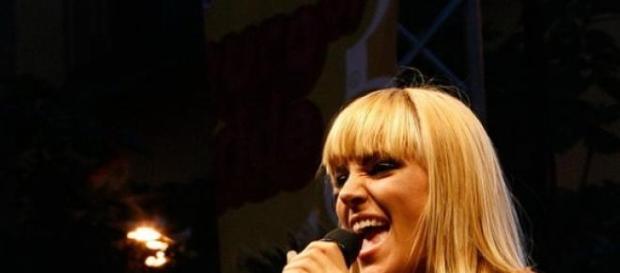 Edurne nos representará en Eurovisión 2015. Edurne nos representará en Eurovisión 2015.