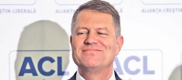 Iohannis creste in preferintele romanilor Iohannis creste in preferintele romanilor