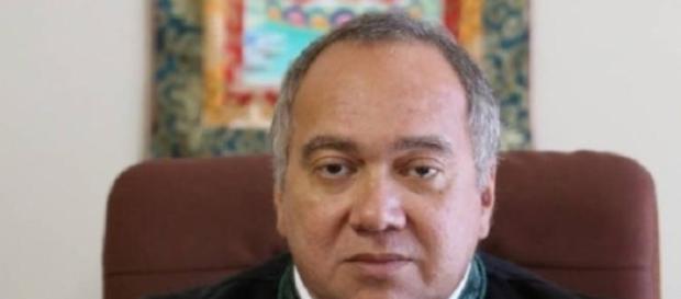 Juiz Flávio Roberto de Souza é alvo de sindicância Juiz Flávio Roberto de Souza é alvo de sindicância