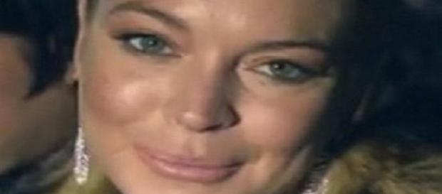 Rostro inexpresivo de Lindsay Lohan Rostro inexpresivo de Lindsay Lohan