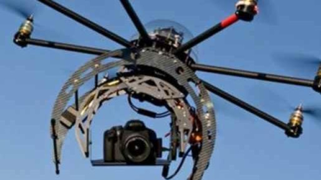 A cosa servivano i droni su Parigi?