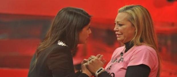 Ares consolando a Belén. Ahora ¿A ganar GH VIP? Ares consolando a Belén. Ahora ¿A ganar GH VIP?