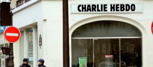 Nueva edición del semanario 'Charlie Hebdo' Nueva edición del semanario 'Charlie Hebdo'