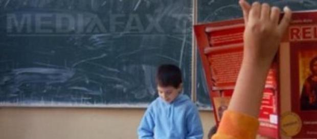 Profesorii de religie de decizia CC Profesorii de religie de decizia CC
