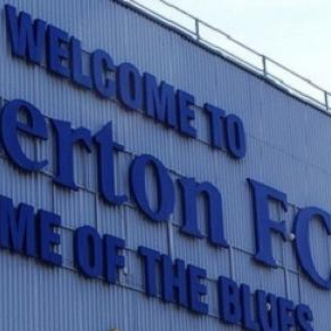 Only Everton left in the last-16 in Europa League