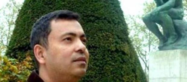 Avijit Roy a été battu à mort au Bangladesh. Avijit Roy a été battu à mort au Bangladesh.