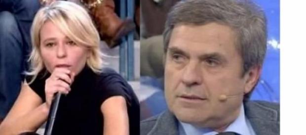 Giuliano scrive a Maria per tornare a U&D over. Giuliano scrive a Maria per tornare a U&D over.