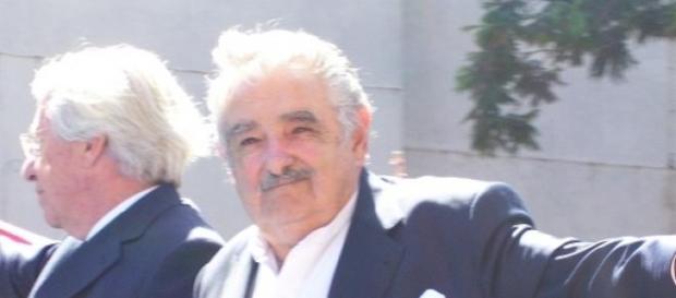 José Mujica deja la presidencia a los 79 años José Mujica deja la presidencia a los 79 años