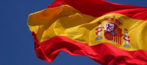 La indignacion de los ciudadanos La indignacion de los ciudadanos