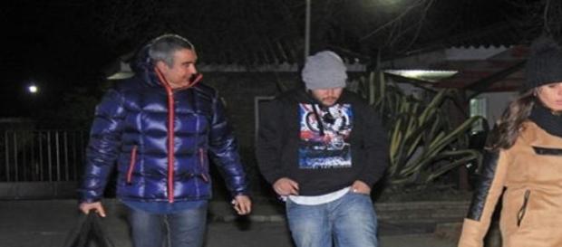 Kiko entrando a la cárcel para visitar a su madre Kiko entrando a la cárcel para visitar a su madre