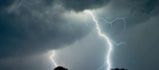 A tempestade é uma necessidade da natureza A tempestade é uma necessidade da natureza