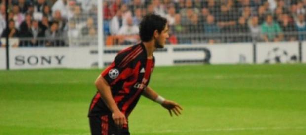 Alexandre Pato marca três gols Alexandre Pato marca três gols