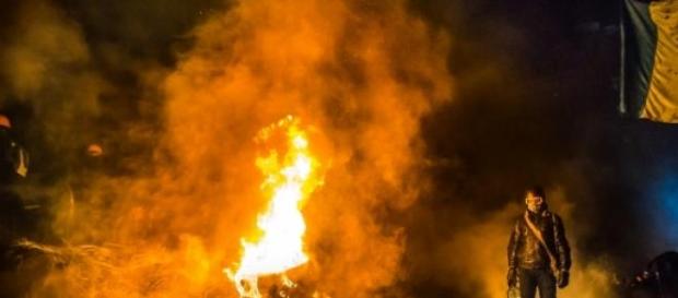 In der Ukraine brennt es lichterloh. In der Ukraine brennt es lichterloh.