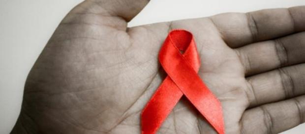 Prevenir é o melhor remédio contra o HIV Prevenir é o melhor remédio contra o HIV