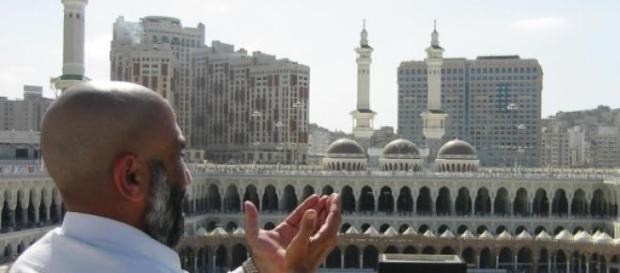 Religia musulmana are peste 2,5 mld adepti Religia musulmana are peste 2,5 mld adepti