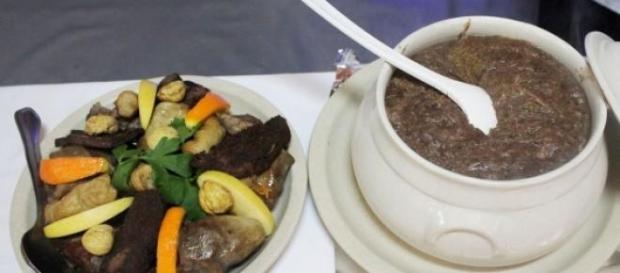 Rojões com Papas de Sarrabulho Rojões com Papas de Sarrabulho