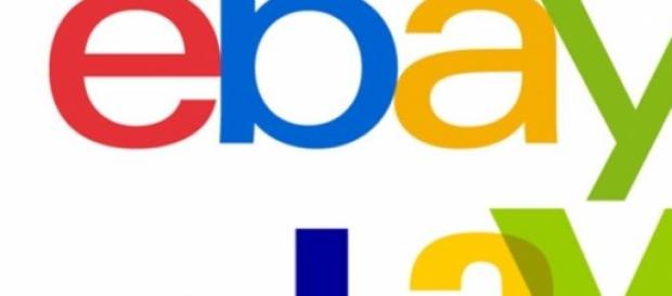 Una Mujer se subasta en eBay Una Mujer se subasta en eBay