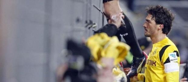 Hummels pediu desculpa aos adeptos do Dortmund Hummels pediu desculpa aos adeptos do Dortmund