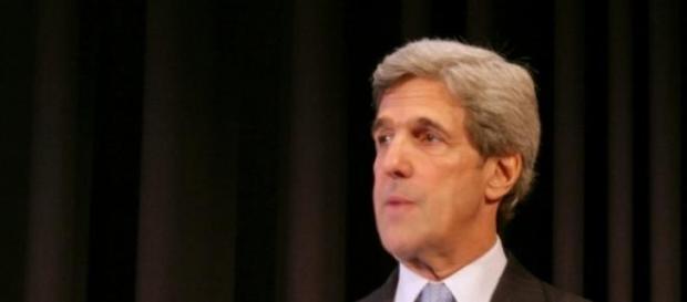 John Kerry s'est opposé au conseil présidentiel. John Kerry s'est opposé au conseil présidentiel.