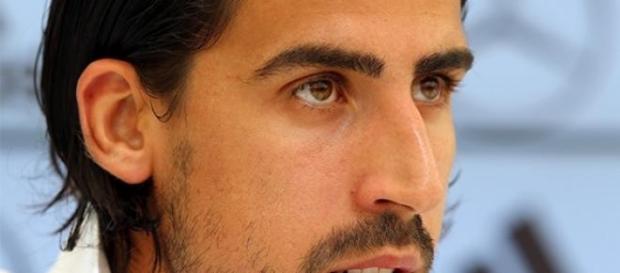 Khedira vor einem Wechsel zum FC Bayern München? Khedira vor einem Wechsel zum FC Bayern München?