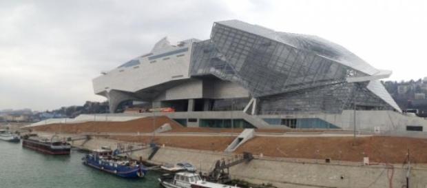 Le bâtiment futuriste du Musée des Confluences Le bâtiment futuriste du Musée des Confluences