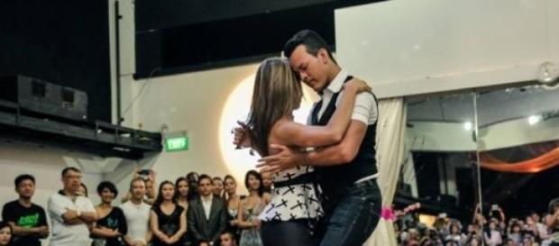 Los concursos de bachata son muy populares Los concursos de bachata son muy populares