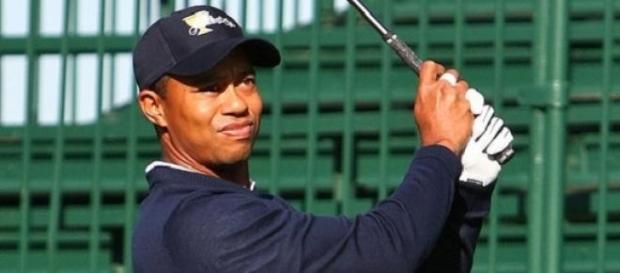 Woods was forced to withdraw with back problems Woods was forced to withdraw with back problems