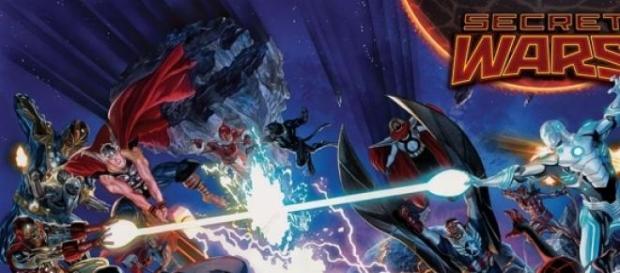 L'affiche de Secret Wars, par Alex Ross. L'affiche de Secret Wars, par Alex Ross.