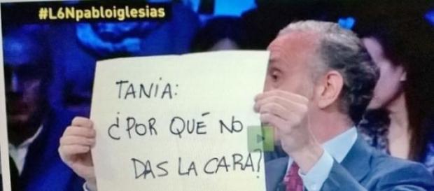 Eduardo Inda llamando a Tania Sánchez en otro LSN. Eduardo Inda llamando a Tania Sánchez en otro LSN.