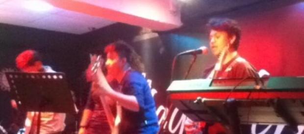 'Lemings' en concierto por un bar de la ciudad 'Lemings' en concierto por un bar de la ciudad