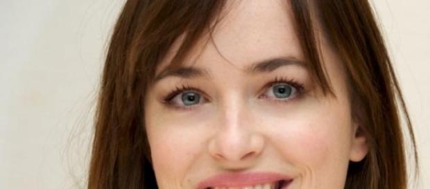 Dakota Johson habla de "50 sombras de Grey" Dakota Johson habla de "50 sombras de Grey"