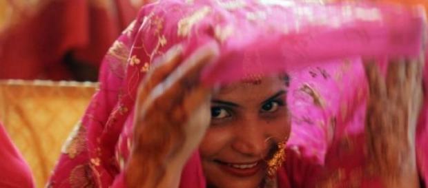 Les filles de 14 ans sont forcés de se marier. Les filles de 14 ans sont forcés de se marier.