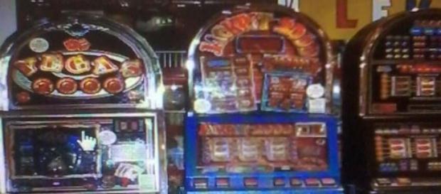 Macchinette mangiasoldi slot e videolottery Macchinette mangiasoldi slot e videolottery