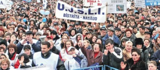 Profesorii sunt nemultumiti Profesorii sunt nemultumiti