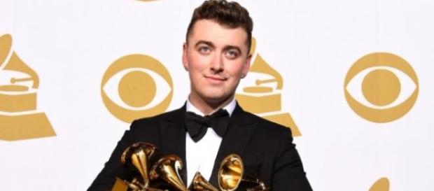 Sam Smith foi o artista que ganhou mais Grammys. Sam Smith foi o artista que ganhou mais Grammys.